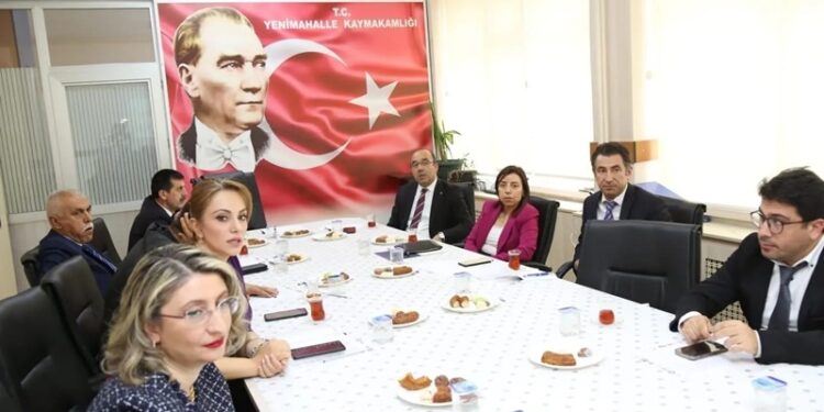 “Annem ve Ben Yalnız Anneler” Projesi