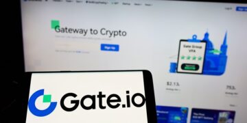 Küresel kripto para borsası 10. yılını kutluyor