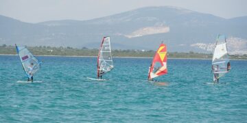 Sörf ve yelken sporlarının yeni adresi DİDİM