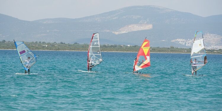 Sörf ve yelken sporlarının yeni adresi DİDİM