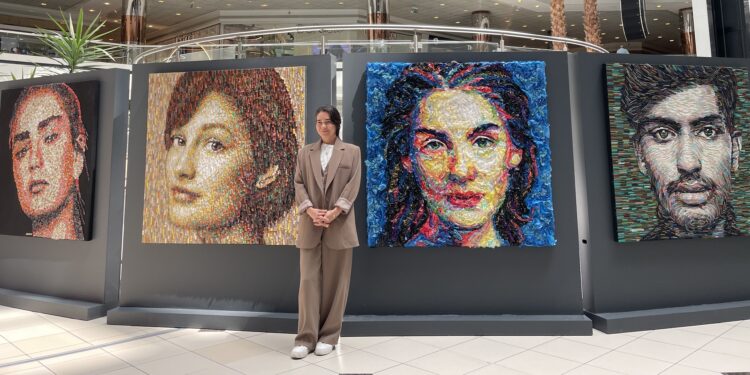 İstanbul Cevahir’de Deniz Sağdıç sergisi!