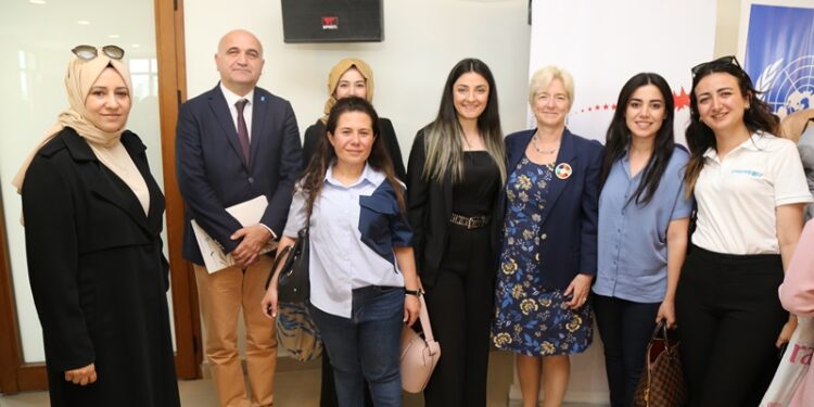 UNDP, Türkiye’deki deprem felaketinden etkilenen kadın işverenlerin toparlanması için hibe programı başlattı