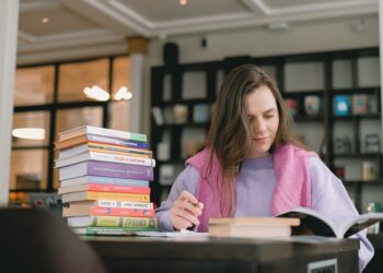 Uzmanlar uyarıyor: Sınav öncesi stres ve kaygı yönetimi nasıl olmalı?