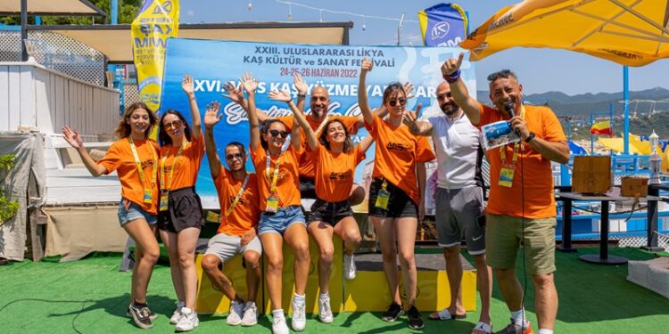 Rekortmen yüzücüler Megisti Kaş Swim Race’te “Barış ve Dostluk” için kulaç atacak