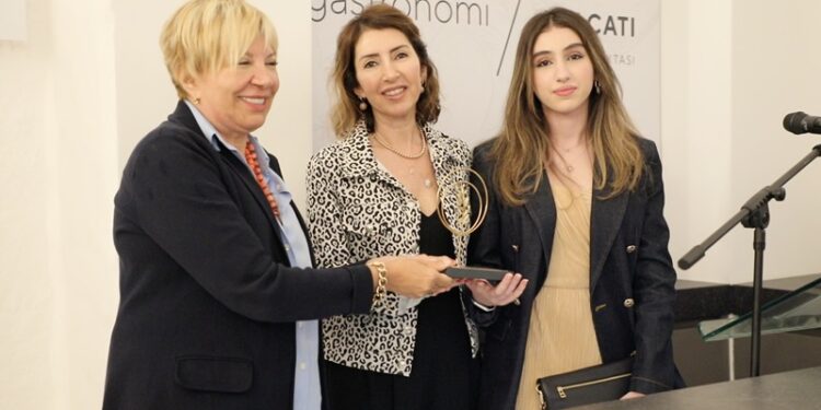 Gastronomi Alaçatı Deneyim Noktası açıldı!