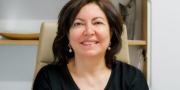 Prof. Dr. Aydan Biri : Hamilelikte anneye yapılan aşı yenidoğanı da koruyor