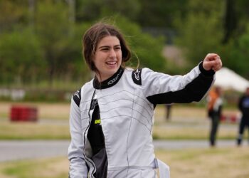 Genç Kadın Pilot Ayşe Çebi Avrupa Arenasında