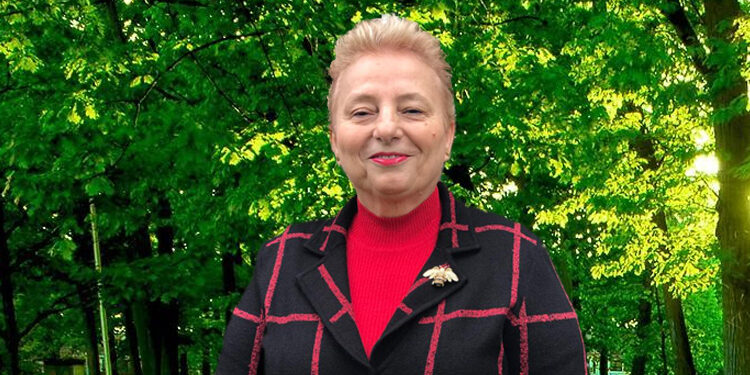 Prof. Dr. Filiz Karaosmanoğlu : Plastiği atmayalım, yakmayalım, ayrı toplayalım