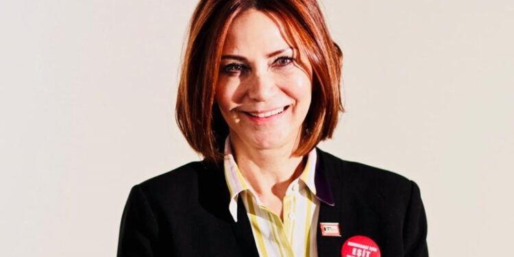 KA.DER Başkanı Nuray Karaoğlu: Kabinedeki kadın temsili oranı siyasetin hala erkek işi olarak görülmesinin Meclis’teki tezahürüdür