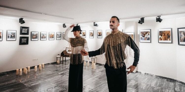 Türkiye’de gerçekleşen ilk solo yapay zeka destekli sergi HAHANE