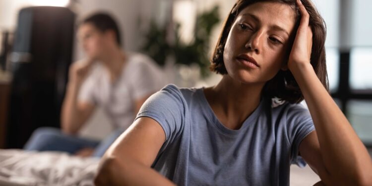 Duygusal mesafe ilişkide probleme neden oluyor!