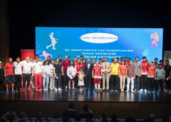 Mersinde 164 başarılı sporcu ve 108 antrenöre 2 milyon 616 bin 840 lira ödül