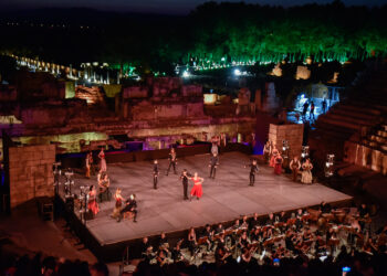 6. Uluslararası Efes Opera ve Bale Festivali’nde “Carmen” Balesi sahnelendi