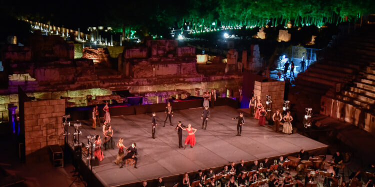 6. Uluslararası Efes Opera ve Bale Festivali’nde “Carmen” Balesi sahnelendi