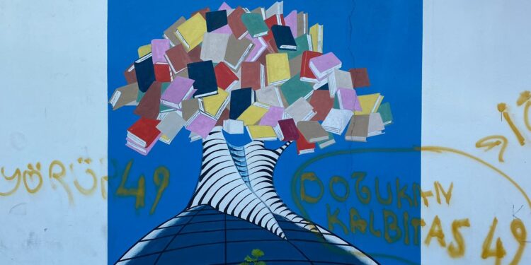 Turhan Selçuk karikatürlü park’a çirkin saldırı