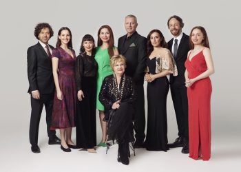 Tiyatrokare, Ayşe Kulin’in ünlü romanı “Veda”yı, sahneye taşıyor