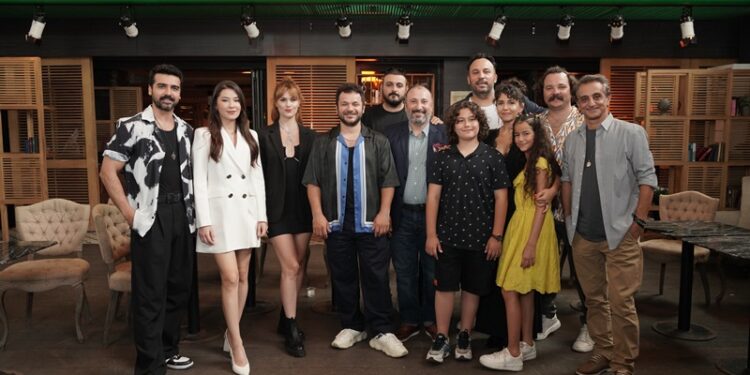 Aileleri sinemaya yeniden çekecek film : Aile Çıkmazı