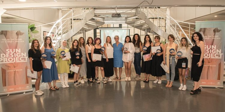 Genç tasarımcılara yön veren sun design project sona erdi