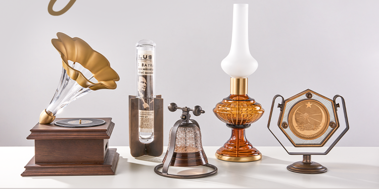 Cumhuriyeti’nin 100’üncü yılına özel Şişecam’dan “Gururla Koleksiyonu”