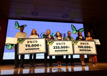 Genç tasarımcılar 3 kategoride yeteneklerini sergilediler