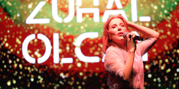 Zuhal Olcay’dan unutulmaz bir caz akşamı