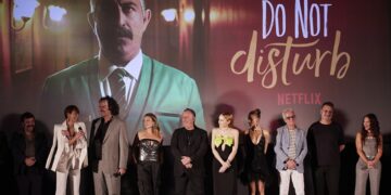 Netflix, Cem Yılmaz imzalı Do Not Disturb için lansman gecesi gerçekleştirdi