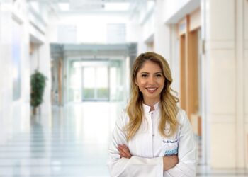 Kalıcı oje güvenilir merkezlerde yaptırılmalı