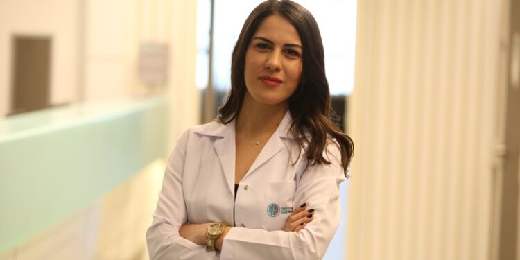 İhtiyaç dışı estetik uygulamalar ruhsal sorunları işaret ediyor!