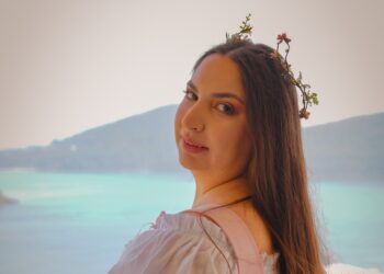 Zeynep Öykü “Antakya Varsa Biz De Varız demek için Antakya’ya gelin”