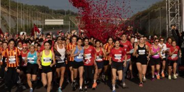 Cumhuriyetin 100. Yılı, Yavuz Sultan Selim Köprüsü’nde ‘Cumhuriyet Kadınları Koşusu’yla Kutlandı!