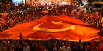 “Kadıköy, Cumhuriyet kutlamayalım diye uğraşanlara atılan en büyük tokattır”