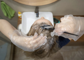 Prof. Dr. Füsun Kalpaklıoğlu : Saç boyası alerjisine dikkat!