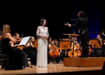 CRR’de Yeni Sezon   “Yürek Isıtan Sanat Işığı” ile açıldı