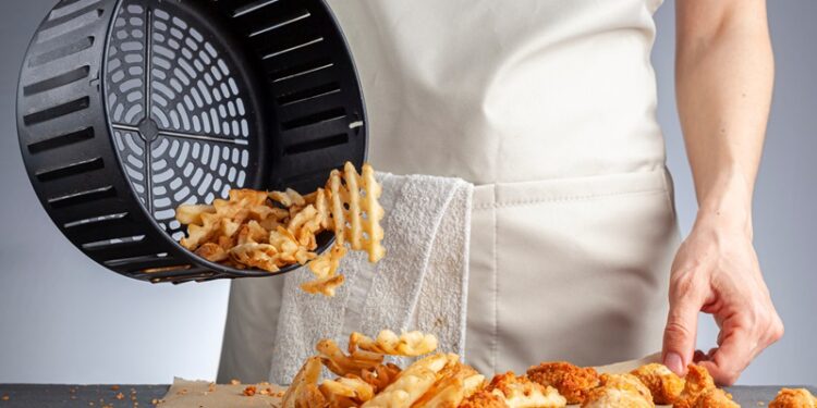 Uzman hekimler besin alerjilerini ve korunma yollarını anlattılar