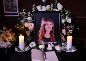 Mumlar Seda Fettahoğlu için yandı