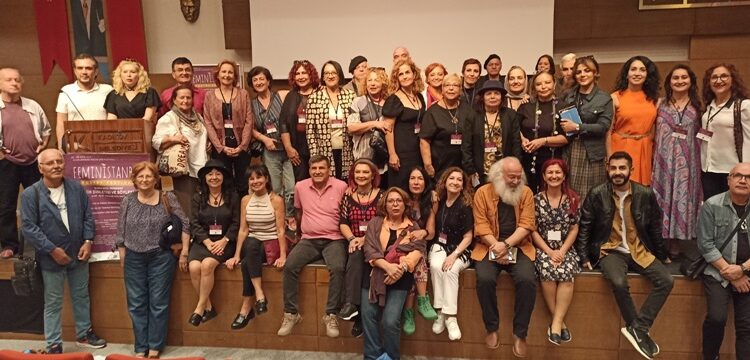 İstanbul’da Feminist şiir festivali rüzgarı esti