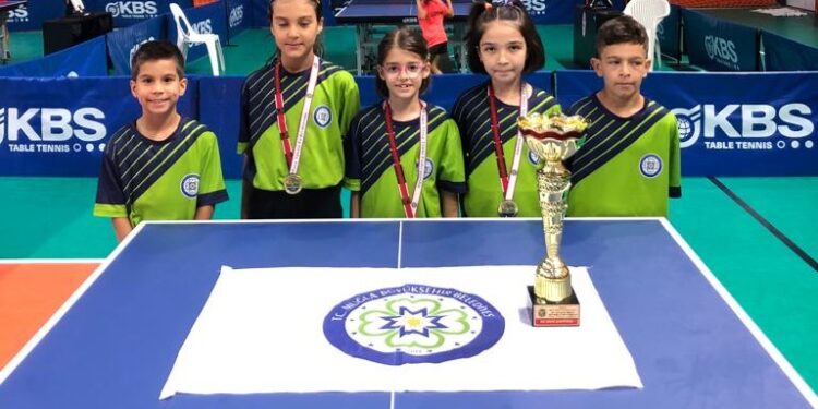 Muğla Büyükşehir masa tenisi kulübü bölge şampiyonu oldu