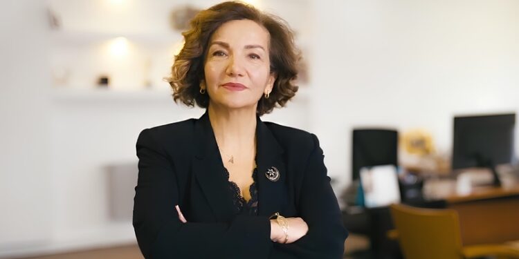 Bebek beslenmesinde anne sütü hayati önem taşıyor