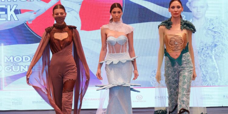 Taçlı Güzeller Bursa Fashion Week 6’da Podyuma çıkacak