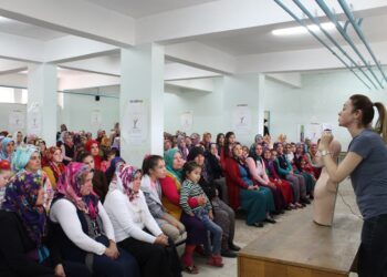 TİKAV’ın kırsal bölgelerde yaşayan 7 bin kadına ulaştığı eğitim projesi, sürdürülebilir İş Ödülleri 2023 etkinliğinde büyük ödülü aldı