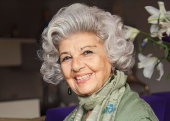 İstanbul Şehir Tiyatroları Oyuncusu Jeyan Mahfi Ayral Tözüm vefat etti