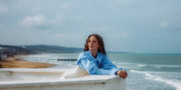 Lara Di Lara’nın Dördüncü albümü “Eskisi Gibi değil” Çıktı!