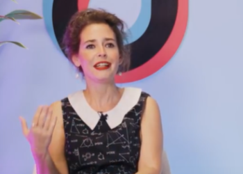 Pelin Batu: Cumhuriyet benim için kadın demek