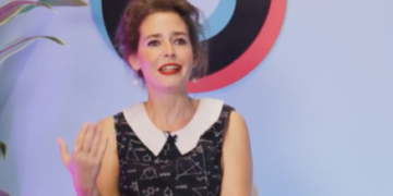 Pelin Batu: Cumhuriyet benim için kadın demek