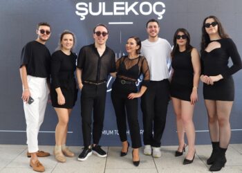 İzmir’de medyaya kadın dokunuşu