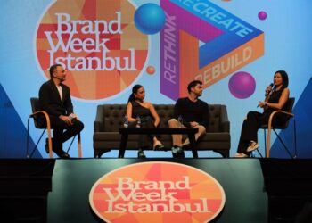 Kızılcık Şerbeti Oyuncuları: “Dizimizin arkasındayız”