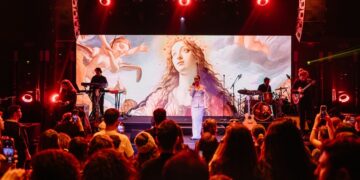 Lara Di Lara, “Eskisi Gibi Değil”