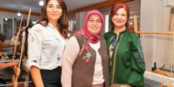 Usta Dokumacı Neziroğlu Mersin’de dokumacı kadınlarla buluştu