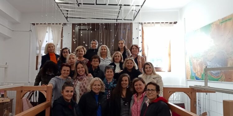 Eskişehirli Kadın Muhtarlardan Midas İpek Evi’ne ziyaret