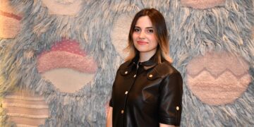 Halı tasarımına kadın eli değdi